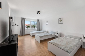 City Apartment- Work & Stay